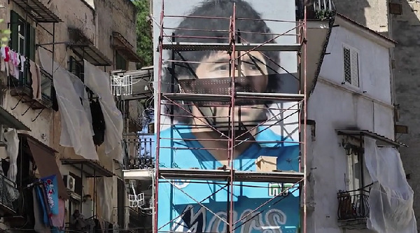 Nuovo murale Maradona