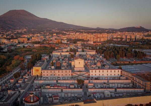 cimitero torre del greco aumento tariffe