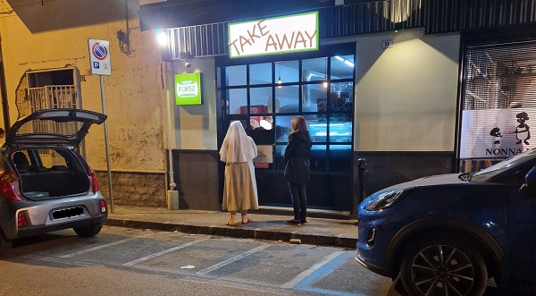 Pizze gratis ai bimbi