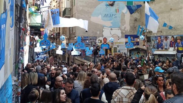 napoli turisti pasqua pasquetta