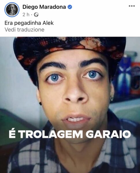 Un hacker entra nel profilo Facebook di Diego Armando Maradona Un hacker entra nel profilo Facebook di Diego Armando Maradona