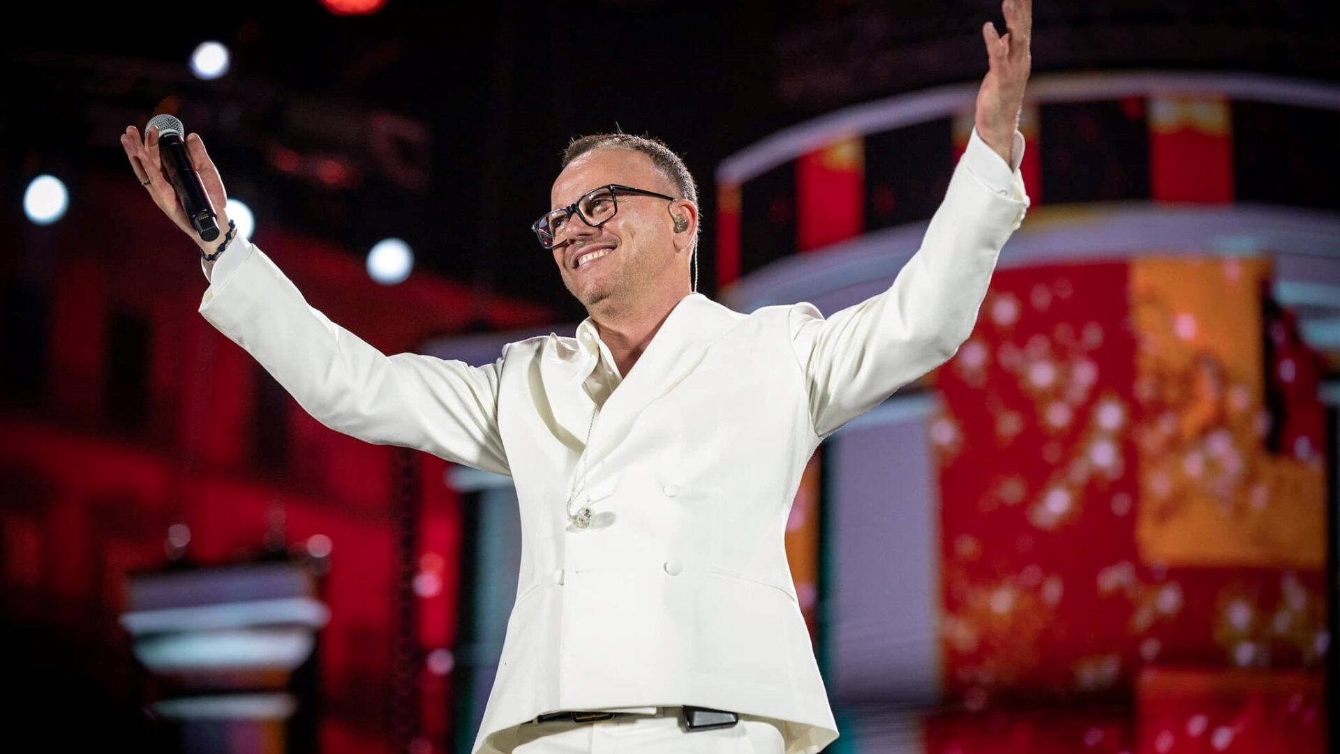 napoli tv premio carosone programma rai 2