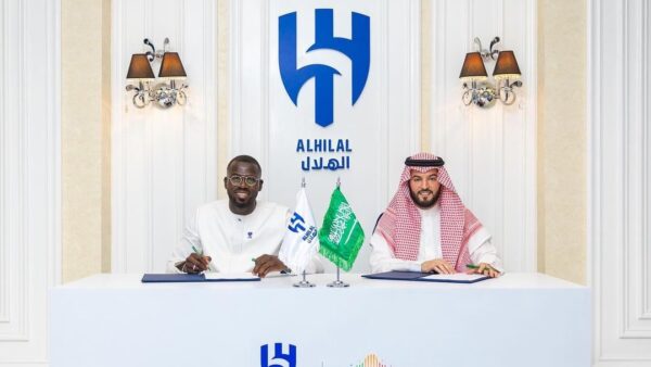 Koulibaly firma per l'Al-Hilal