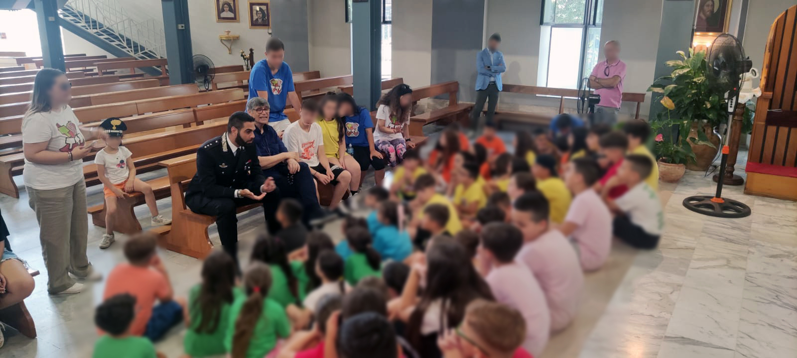 A Caivano un bambino ha ringraziato il carabiniere per aver arrestato il padre