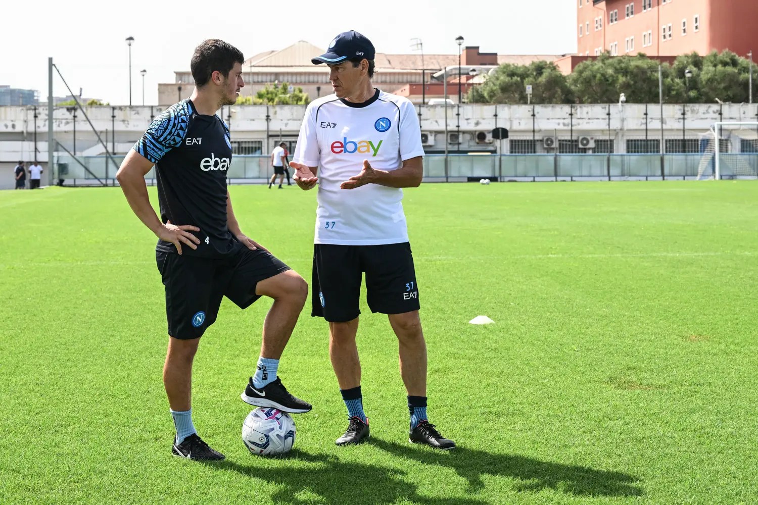 Castel Volturno, Rudi Garcia a colloquio con Diego Demme