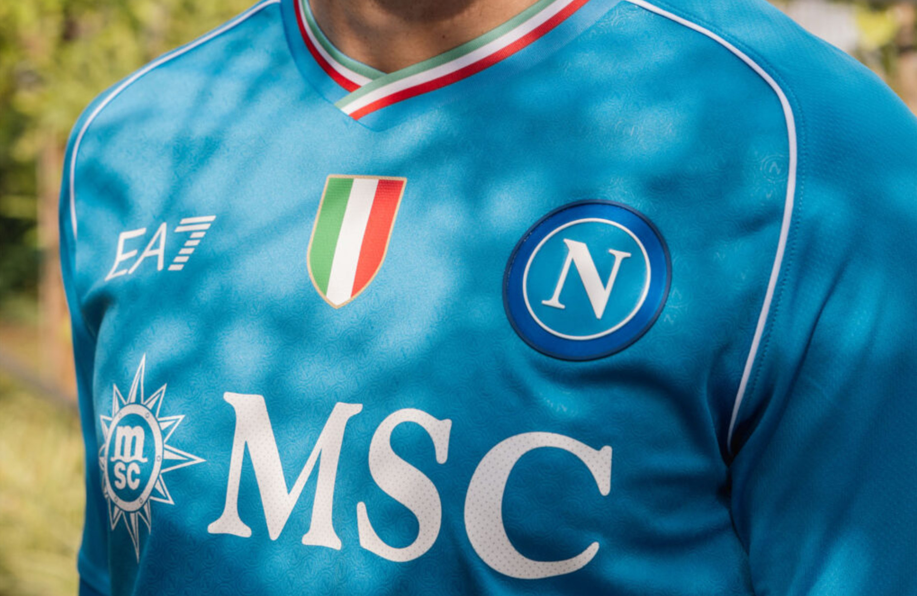 La nuova maglia del Napoli 2023/2024 - Home