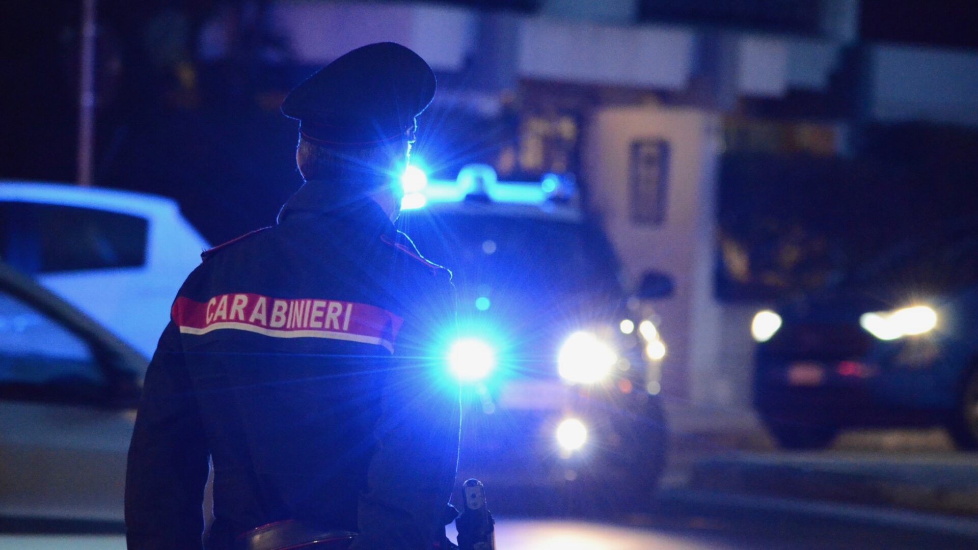 Carabinieri arrestano 51enne legato al clan Falanga. Pestò cittadino nella piazza dove fu assassinato il padre
