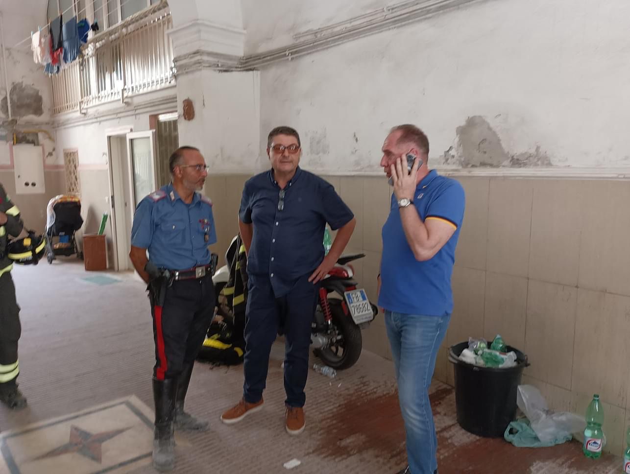 crollo palazzo torre del greco sindaco luigi mennella 2