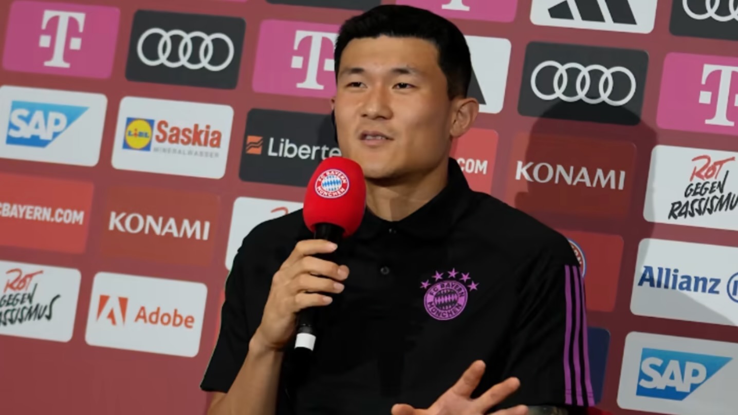 Il coreano Kim Min-Jae, ex difensore del Napoli campione d'Italia, è stato presentato dal Bayern Monaco in conferenza stampa