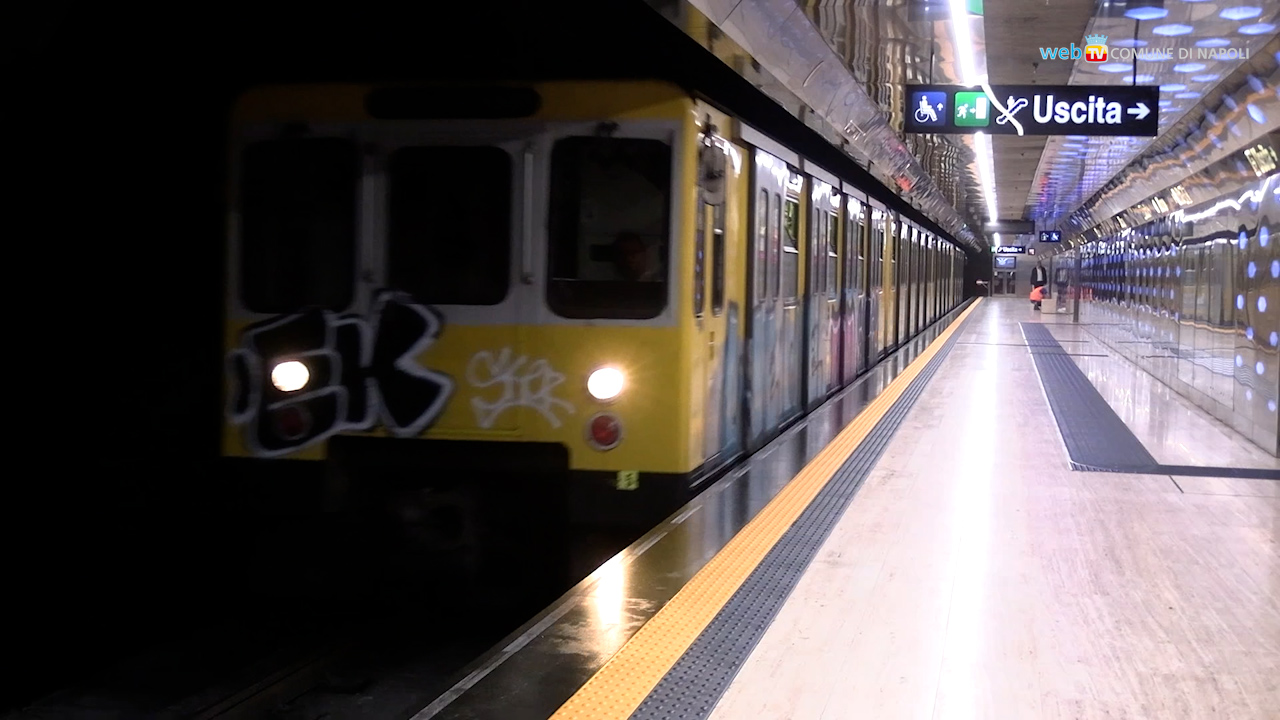 metro funicolare napoli