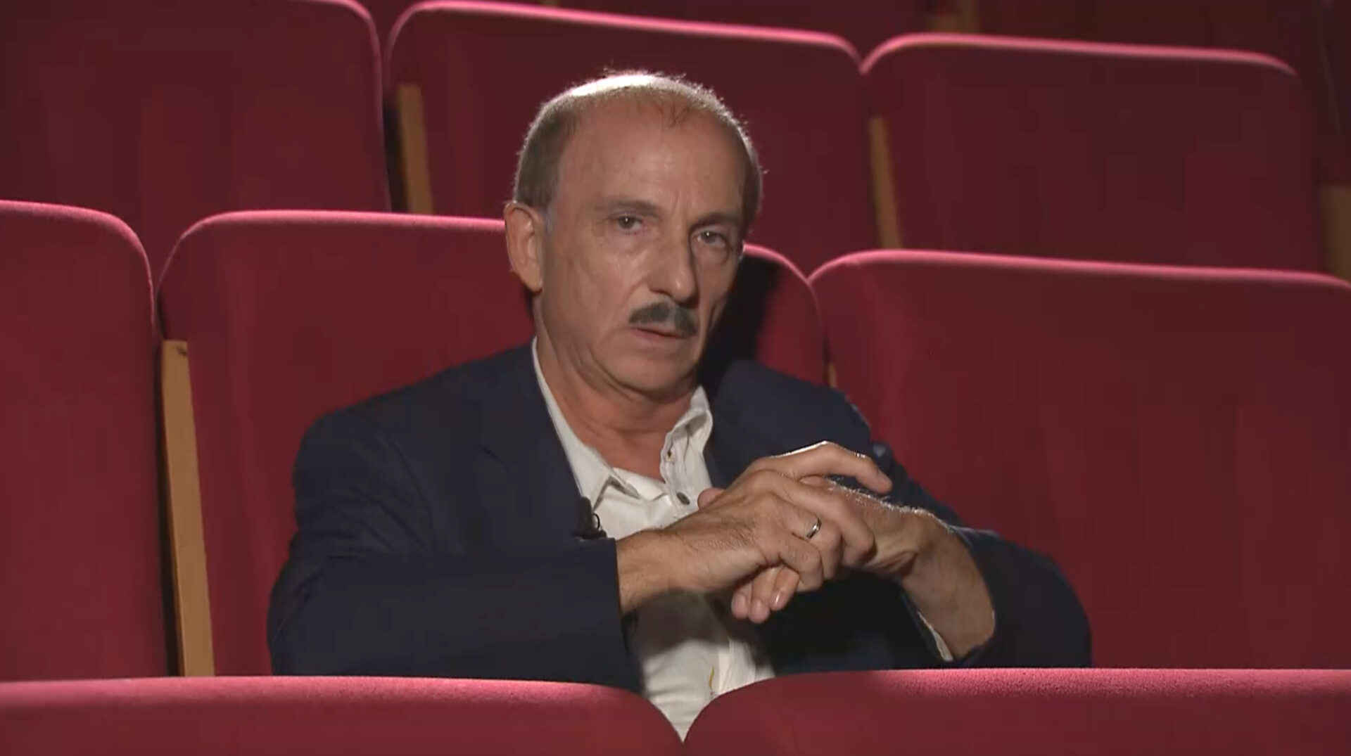 Colpo di scena - Carlo Buccirosso protagonista RAI commedia napoletana (2)