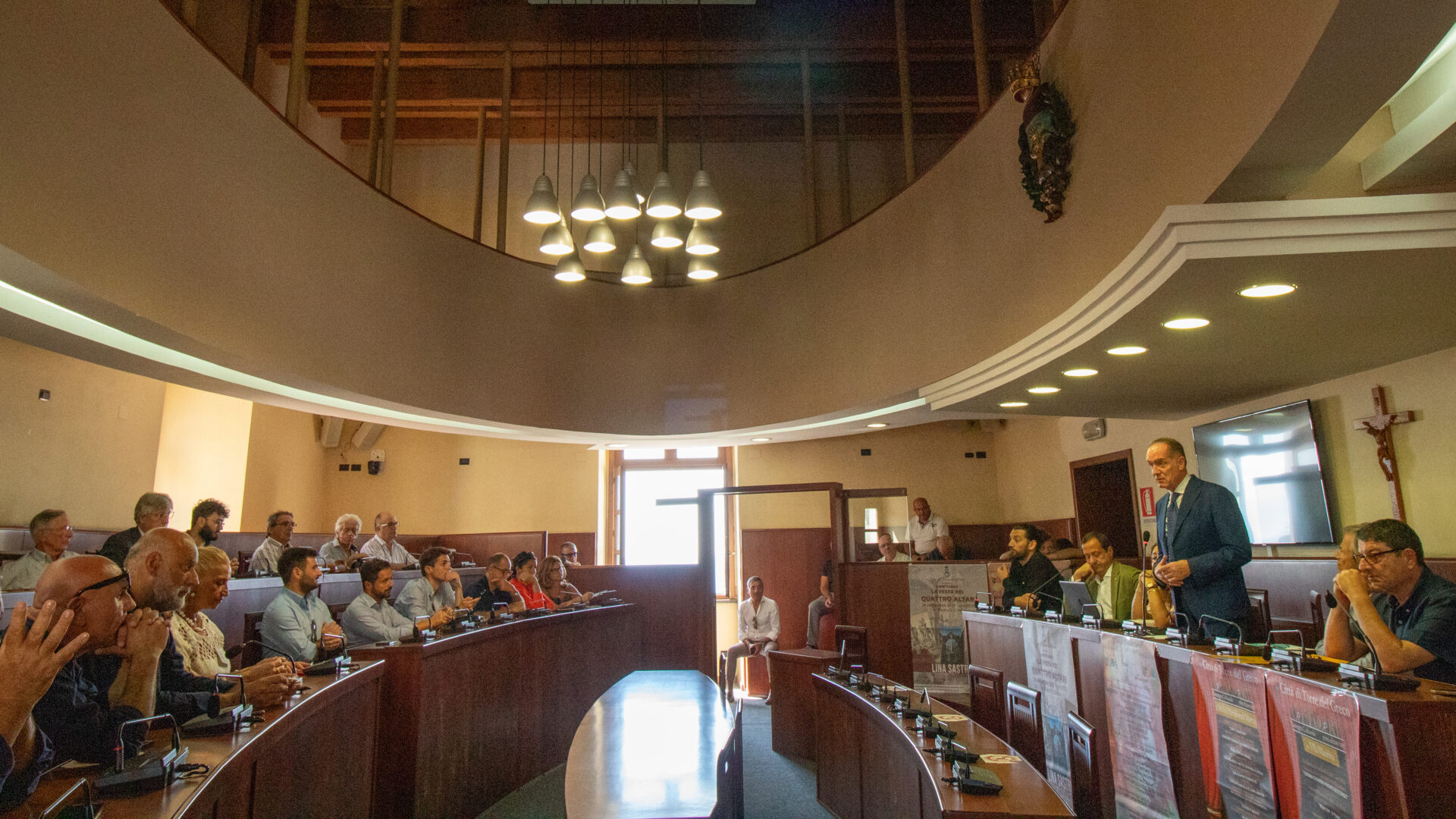 conferenza stampa palazzo baronale