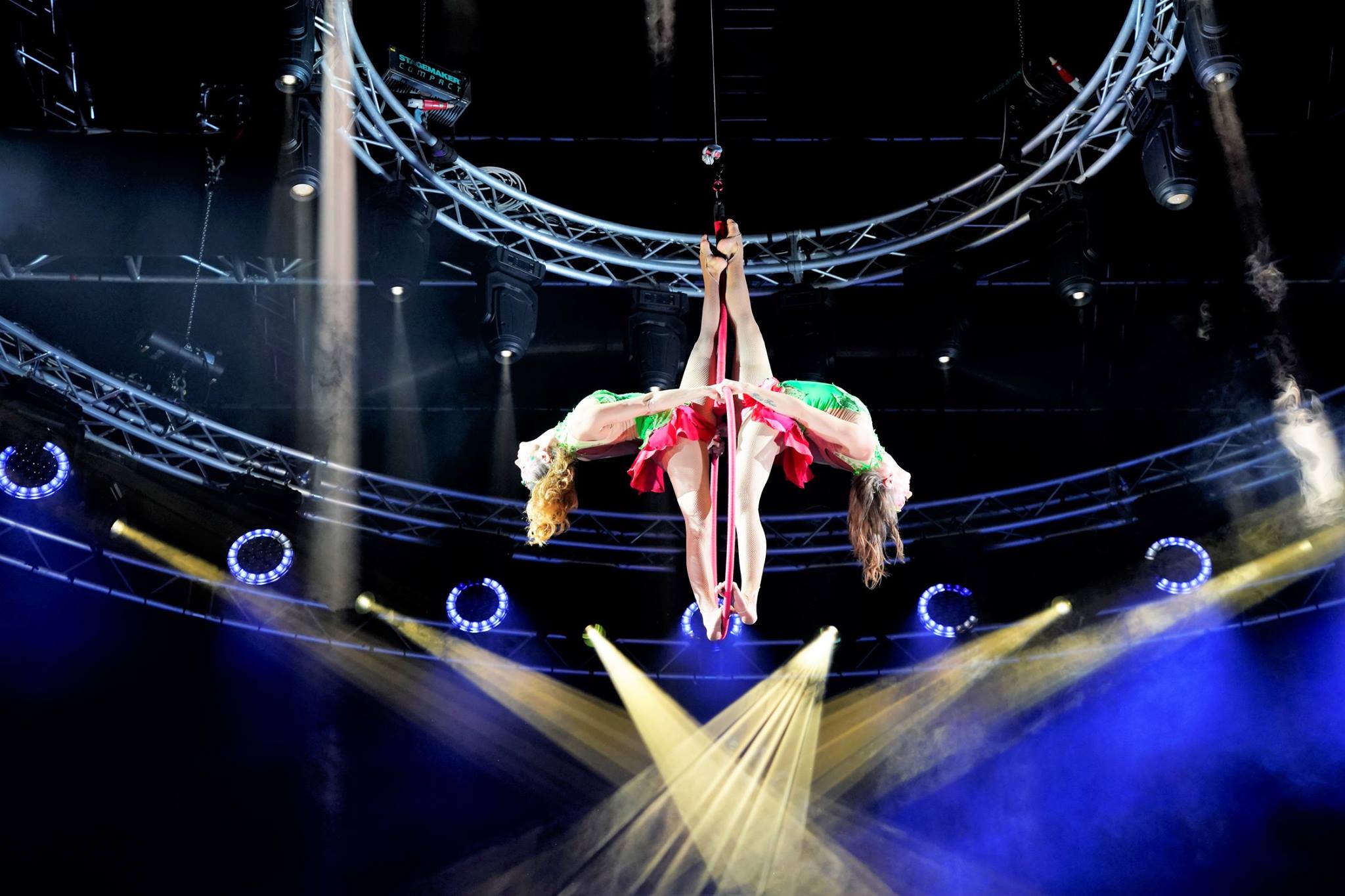 cirque top performers napoli