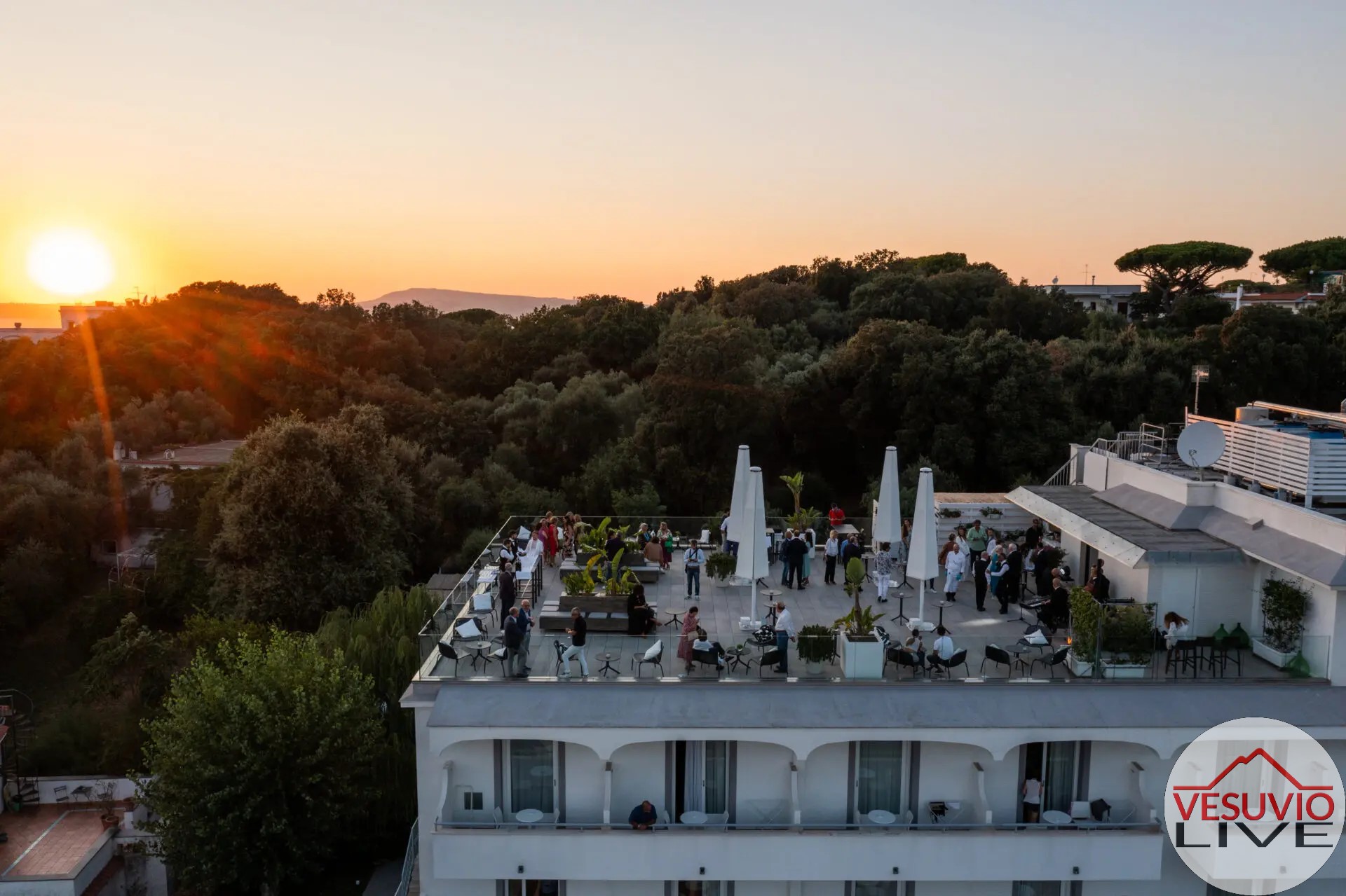 sky terrace hotel marad tramonto