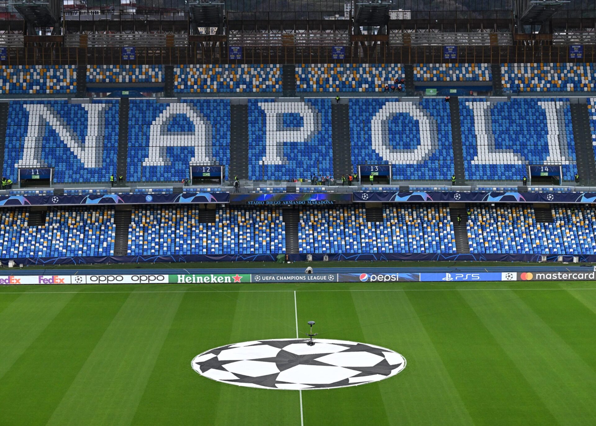 Live - Società Sportiva Calcio Napoli-Real Madrid Club de Futbol, la cronaca in diretta dallo stadio Maradona di UEFA Champions League