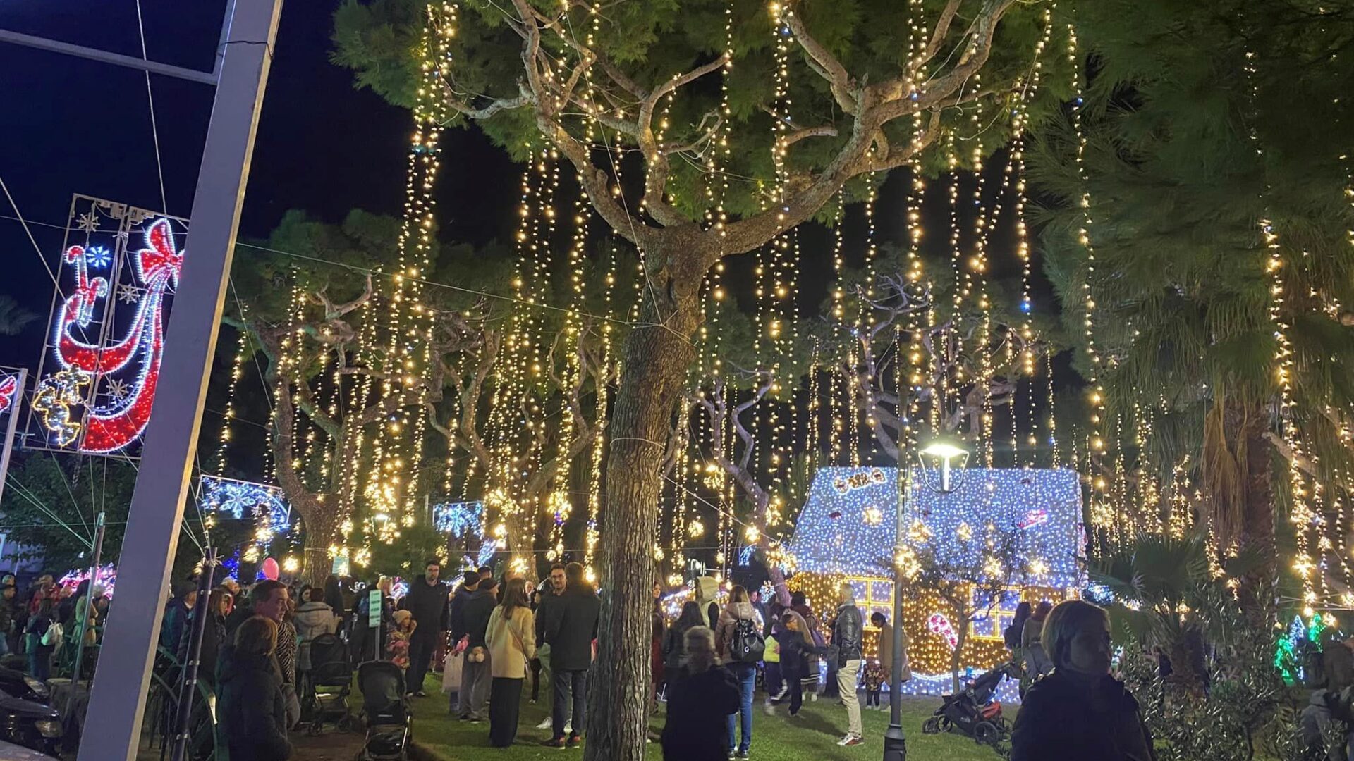 luci natale bacoli villa comunale