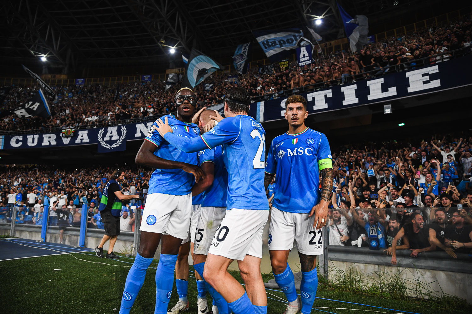 Il Napoli si qualifica agli ottavi di Champions League se: le tre combinazioni che sorriderebbero agli azzurri
