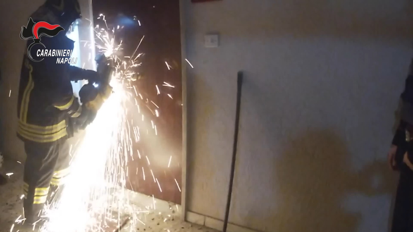 arrestato scampia gaetano angrisano latitanti