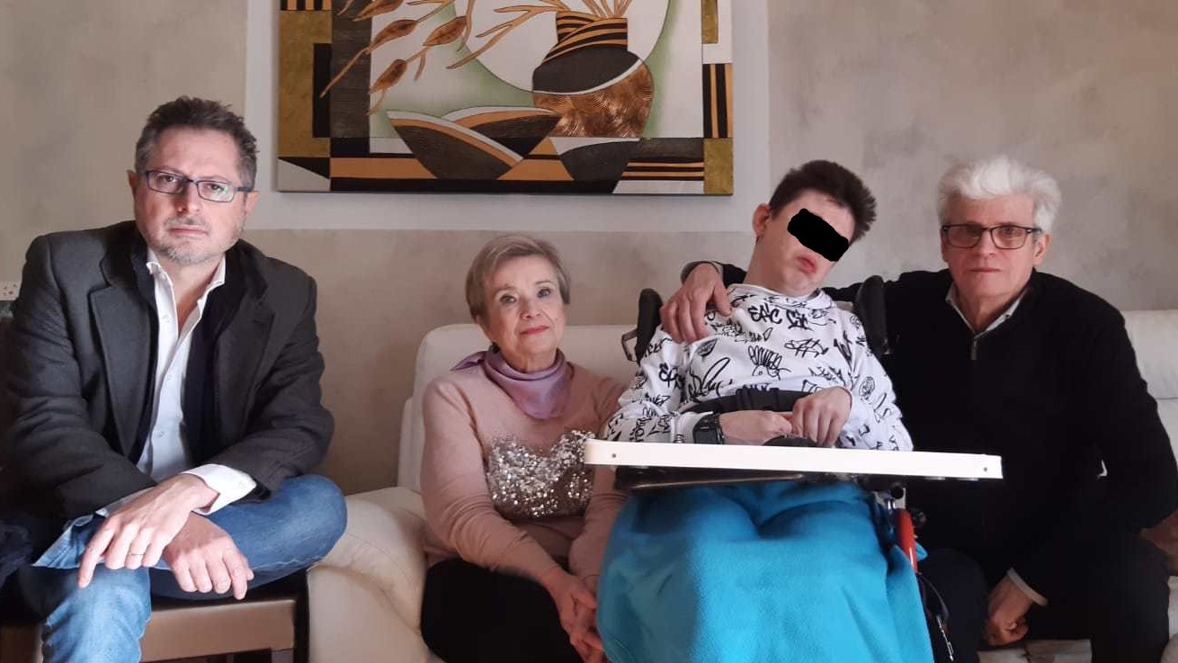 alessandro disabile auto rubata napoli