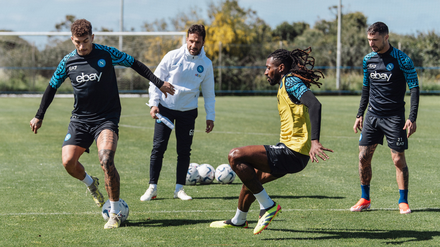 Seduta mattutina a Castel Volturno: aggiornamenti sulle condizioni di Ngonge e Kvaratskhelia