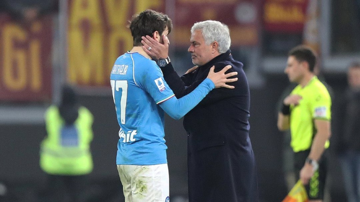 Mendes propone Mourinho a De Laurentiis. La sfida dello "Special One" a Napoli può diventare realtà