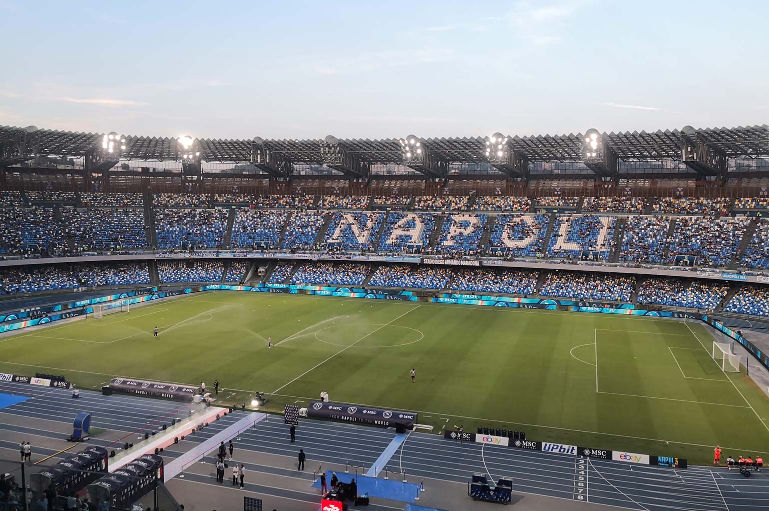 Napoli mollato anche dai tifosi: domani contro il Bologna previsto il minimo stagionale