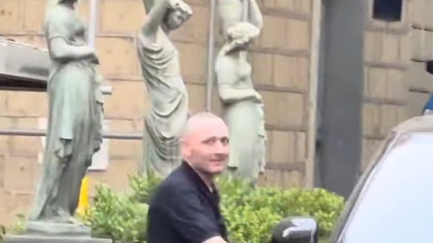 Mario Giuffredi lascia il Parker's (frame dal video di Calcionapoli24.it)