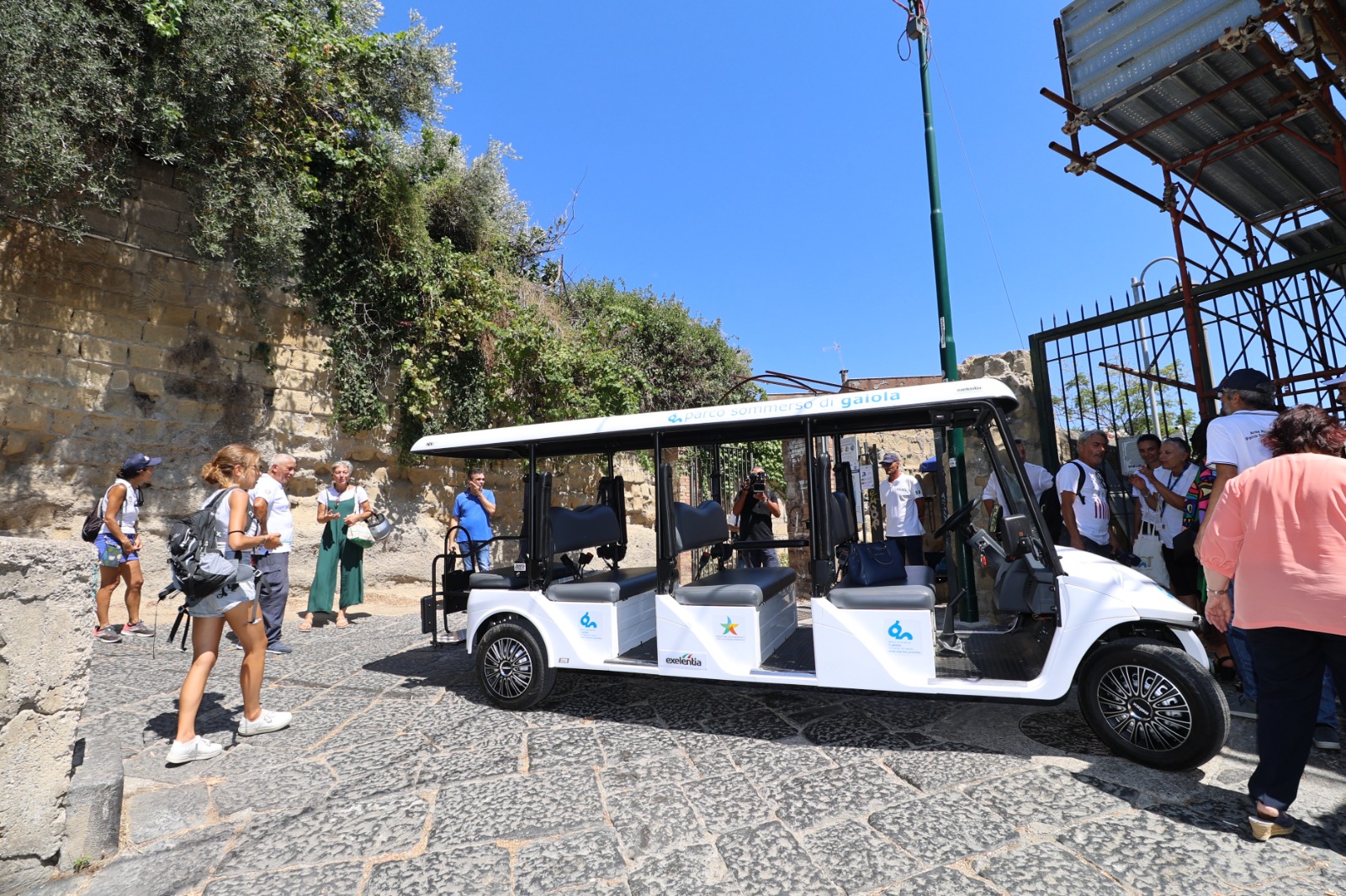 Torna "GaiolEtta”: riparte il servizio navetta per il Parco Sommerso di Gaiola: la data e le info
