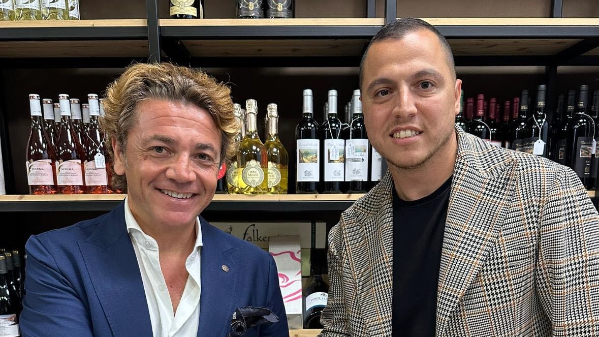 Emanuele Filiberto firma la delega, il Portici cede la D al Savoia in cambio dell'Eccellenza