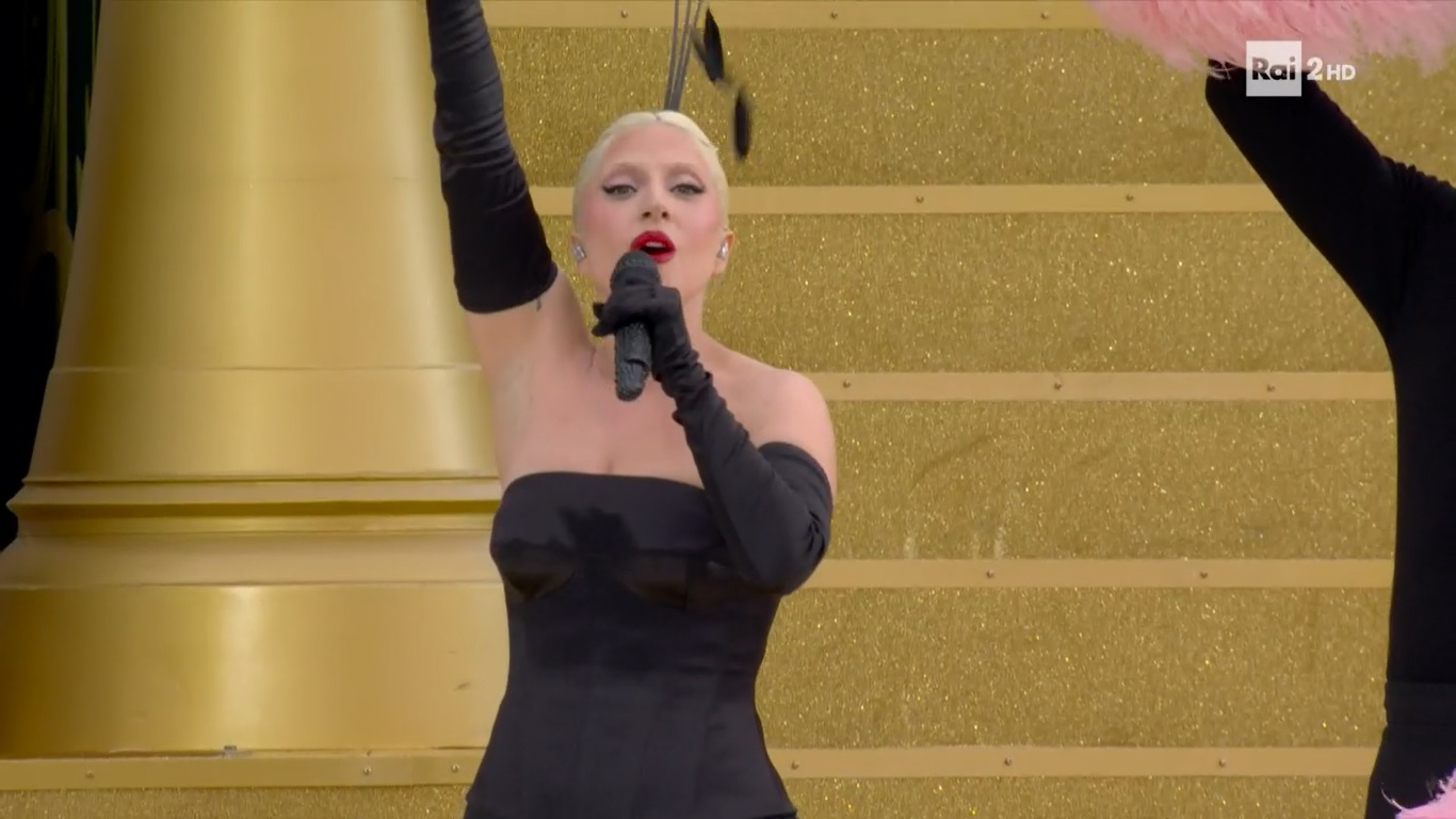 lady gaga olimpiadi parigi 2024