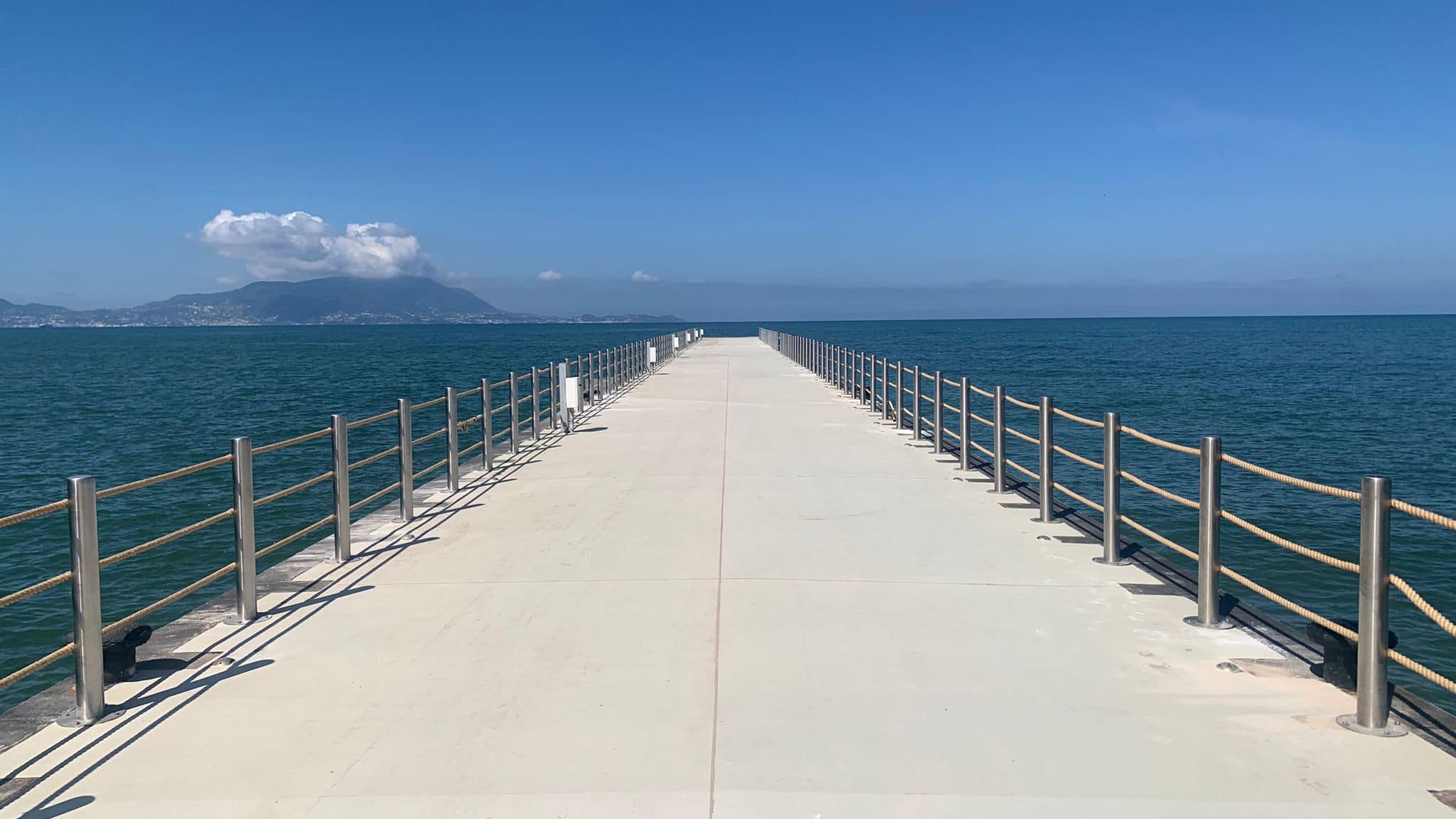 nuovo pontile torregaveta bacoli nuovo pontile torregaveta bacoli