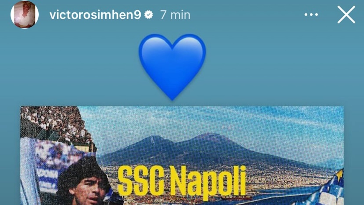 Osimhen celebra il compleanno del Napoli: un gesto d'amore non banale che alimenta il sogno