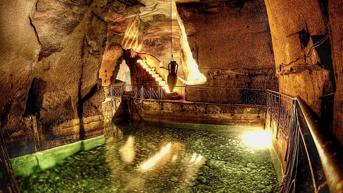 Napoli Sotterranea. Una cisterna per la raccolta dell'acqua