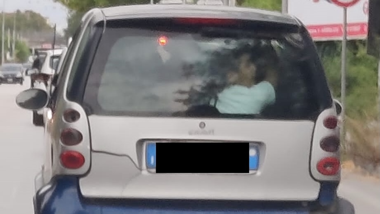 Minori nel bagagliaio delle Smart, la tragedia di Giugliano non ha insegnato nulla