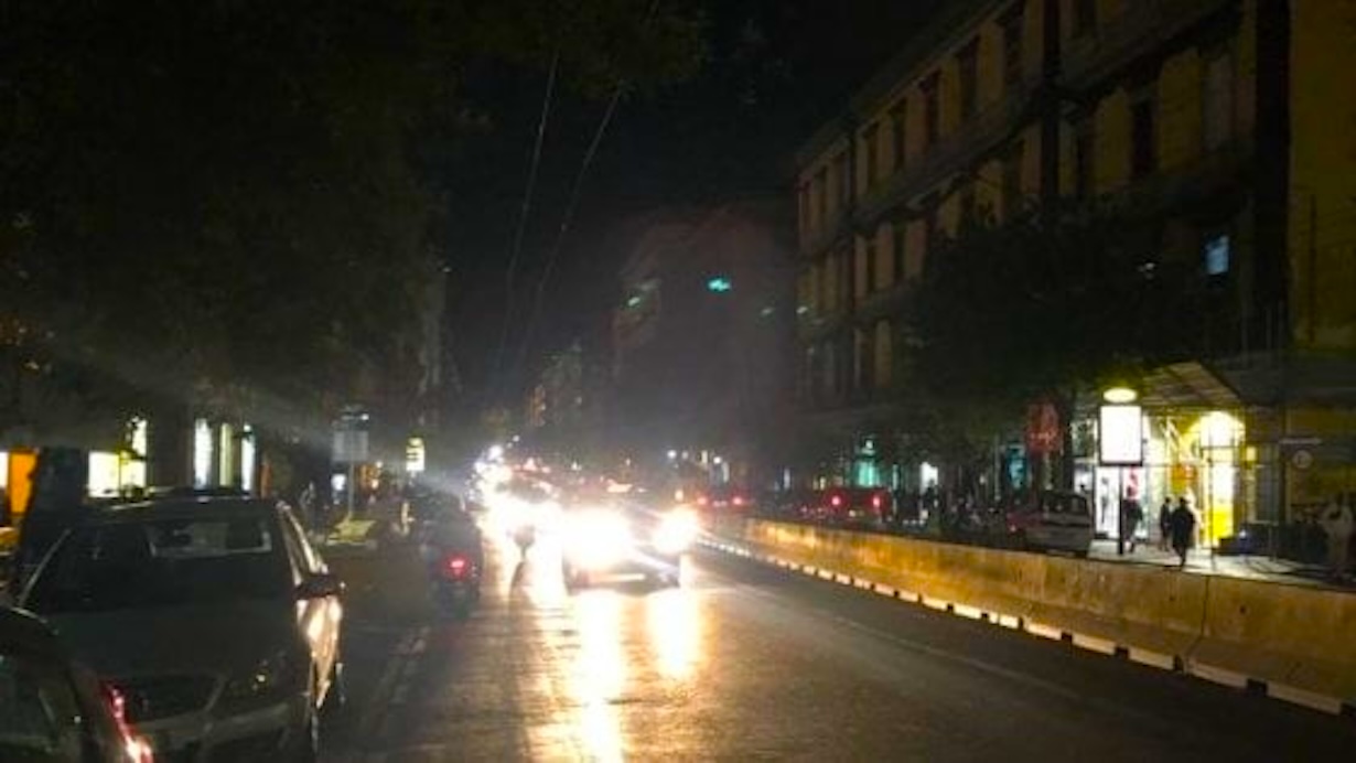 Sparatoria nella notte a Napoli, ucciso 16enne e ferite due persone