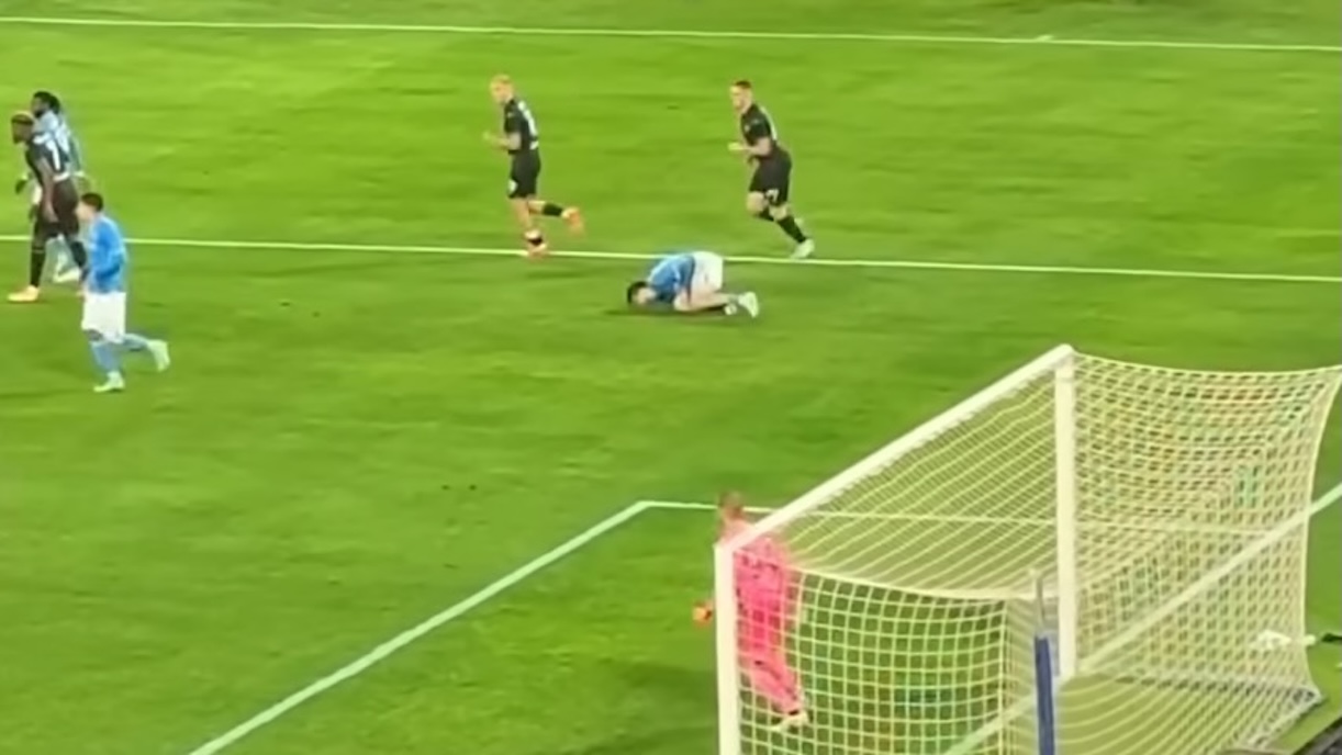 Ahi Kvara, "lesione di basso grado del legamento collaterale mediale": quali partite salterà