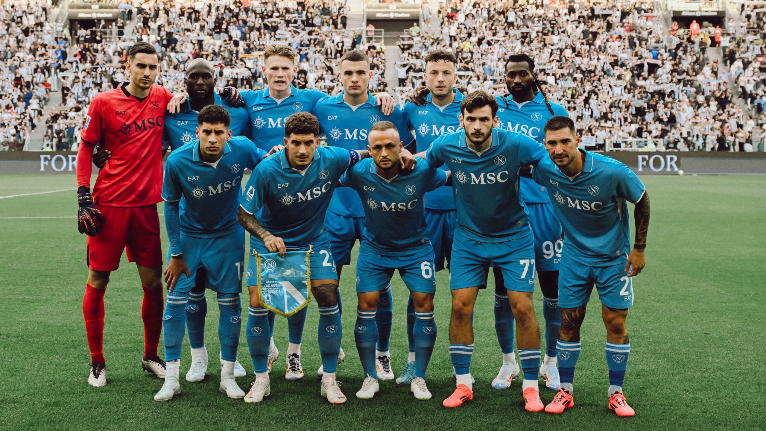 Torino-Napoli, le formazioni ufficiali: Conte contro l'amico Vanoli per difendere la vetta