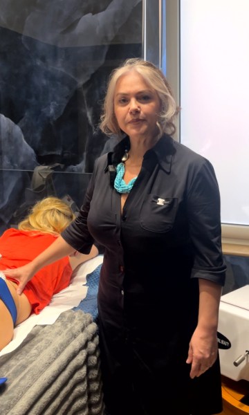 nefertiti lucia d'urzo