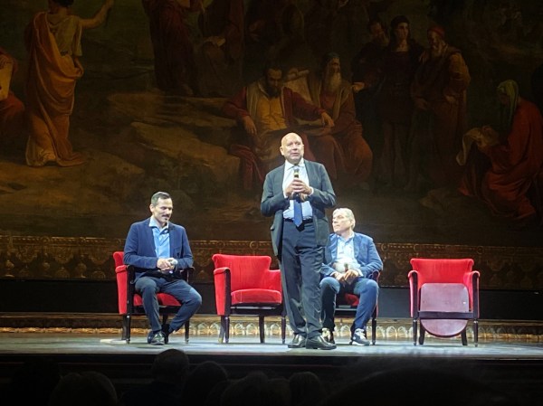 teatro san carlo 300 anni