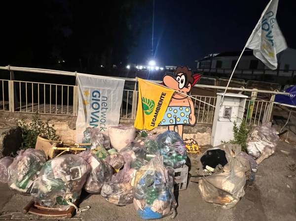 rifiuti fiume sarno